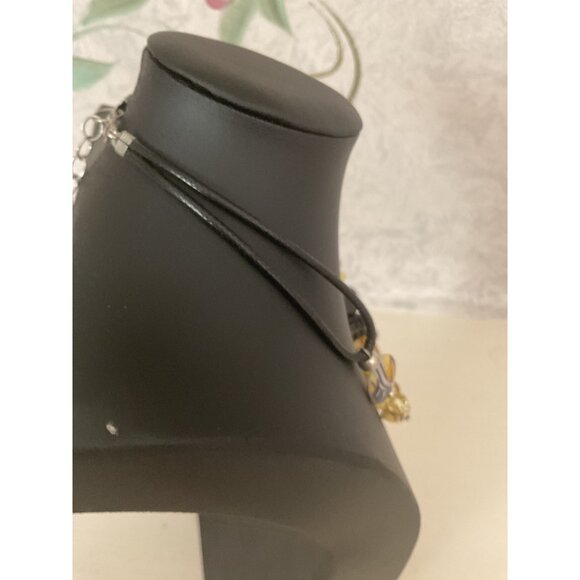 Beaded Necklace With Yellow & Black Pendant Adjustable - Picture 4 of 5